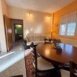 Adam's House 公寓 特里卡拉