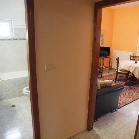 Adam's House Apartamento Tríkala