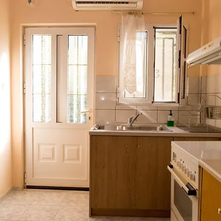 Adam's House Τρίκαλα