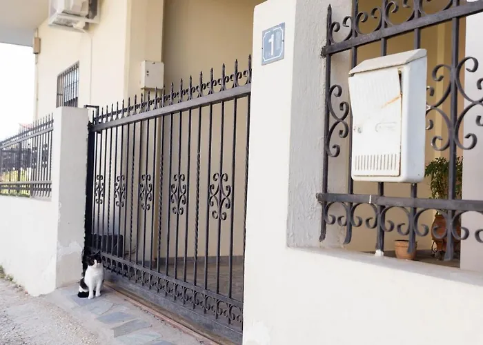 Adam's House * Tríkala